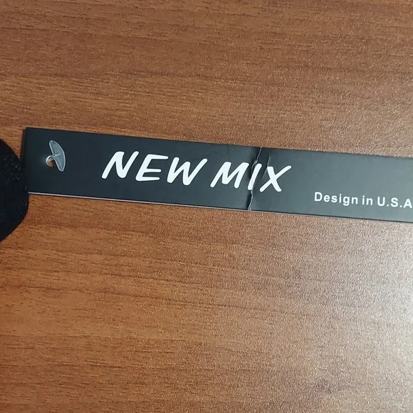 NWT, New Mix, Black Leggings, Size 1XL/2XL - Picture 5 of 5